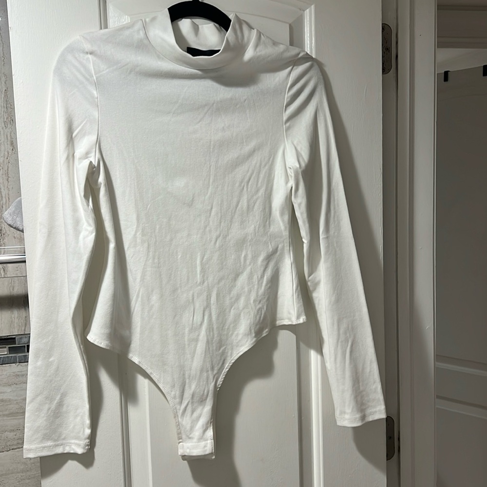 NWT Kittenish mock neck body suit